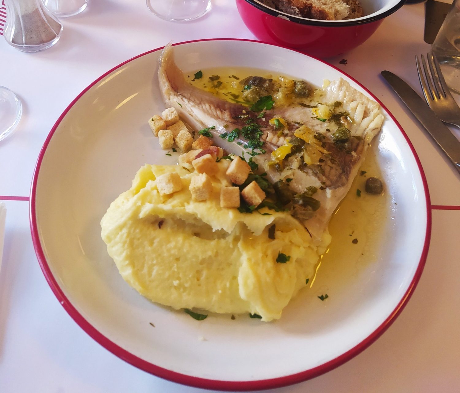 Read more about the article Bouillon: traditional French restaurant in Paris